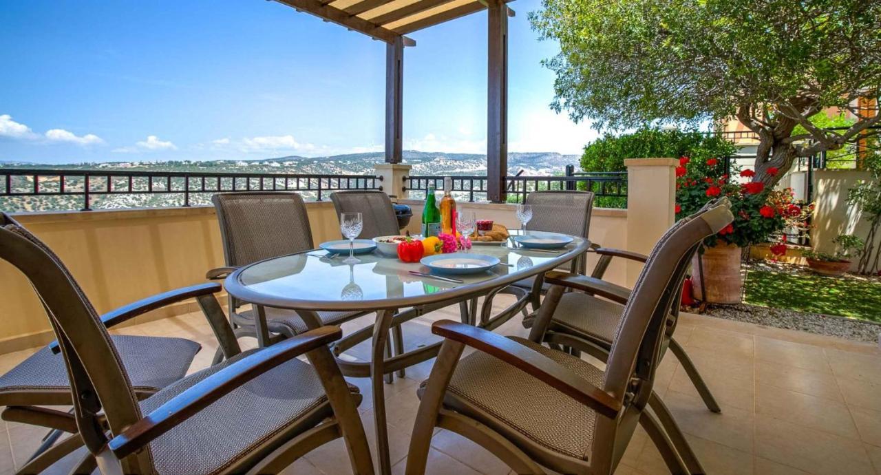 Fantastic Junior Villa Cz02 Salamis With Gorgeous Views, Aphrodite Hills Kouklia Exterior foto
