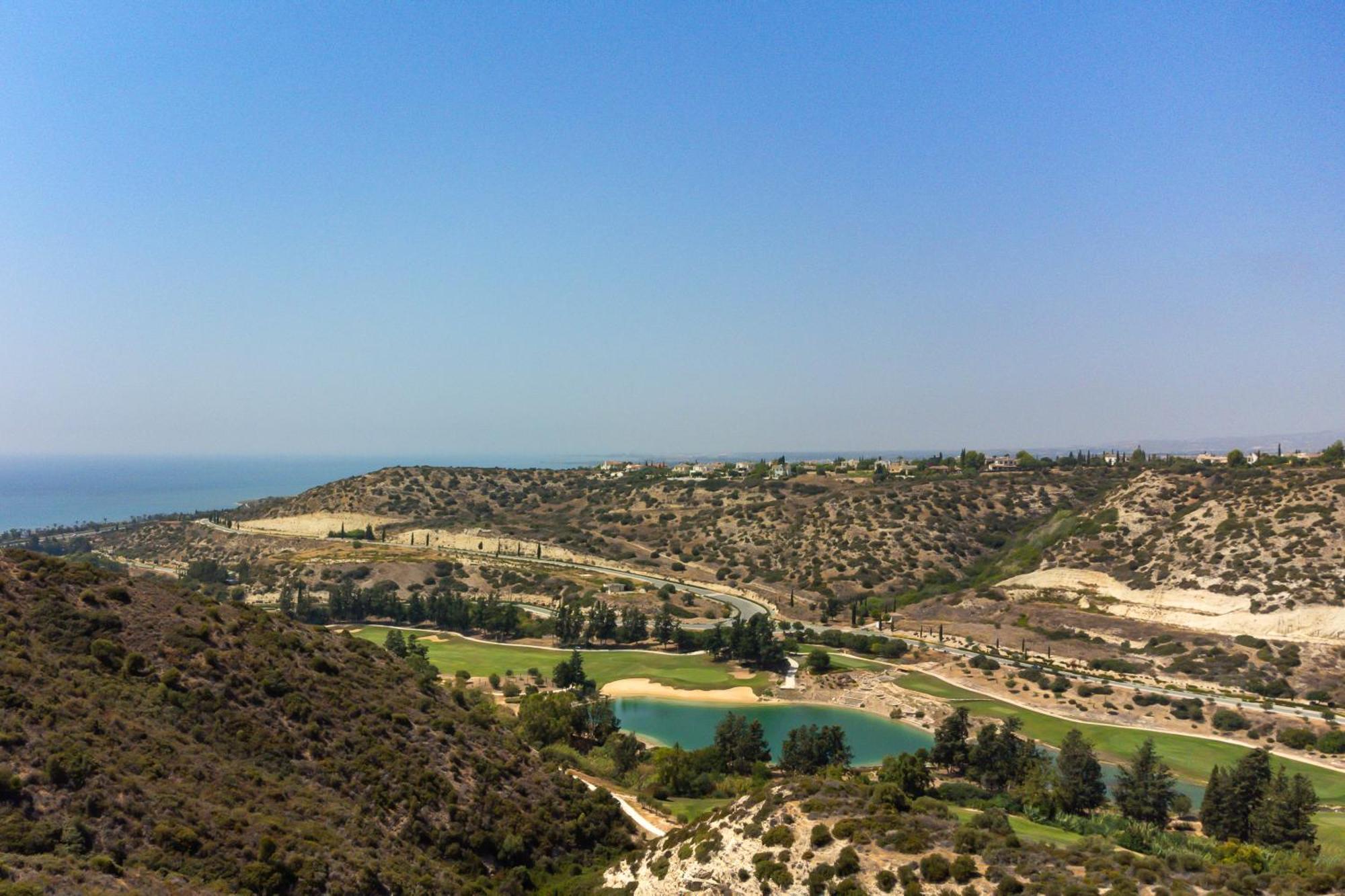 Fantastic Junior Villa Cz02 Salamis With Gorgeous Views, Aphrodite Hills Kouklia Exterior foto