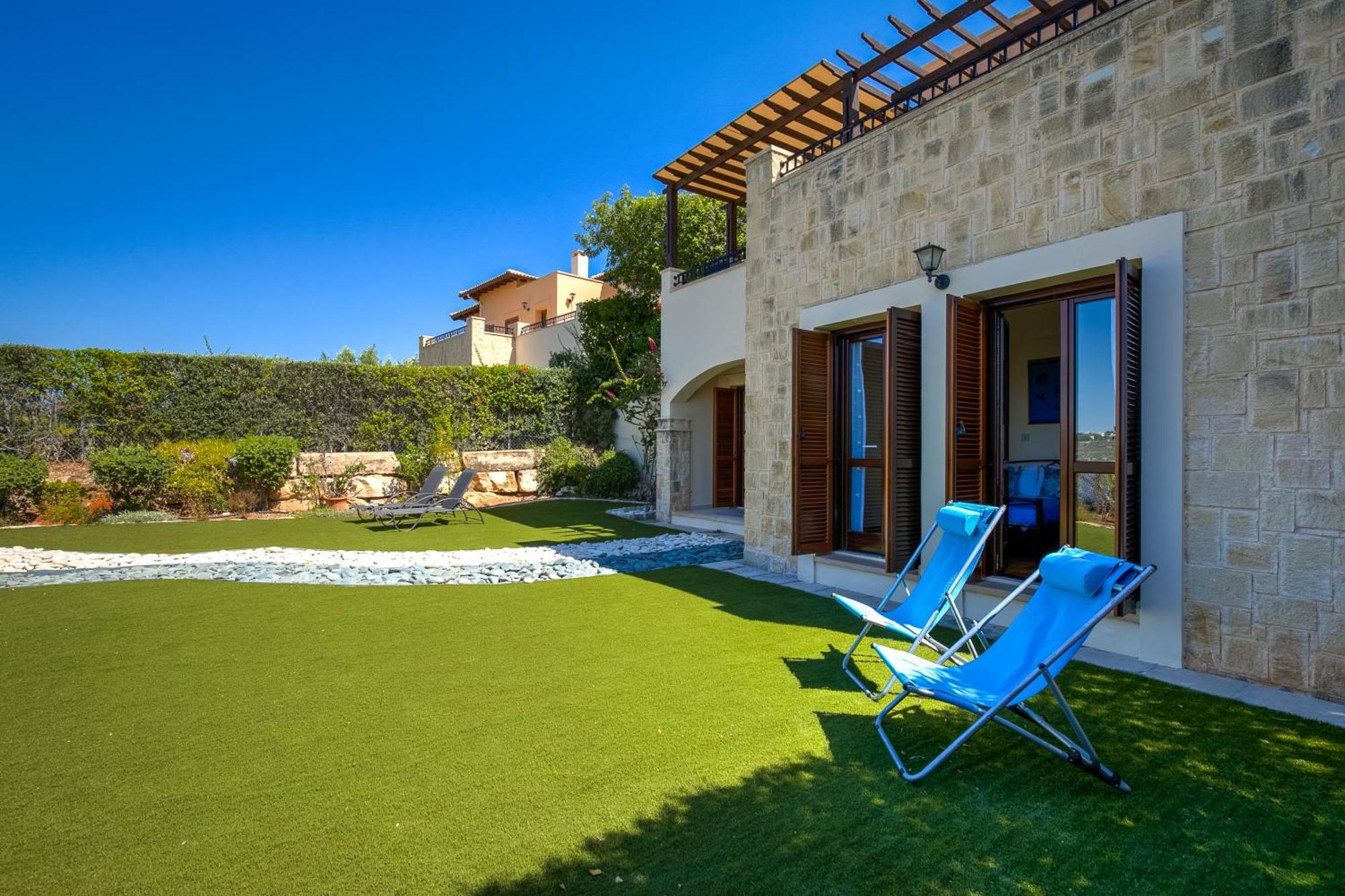 Fantastic Junior Villa Cz02 Salamis With Gorgeous Views, Aphrodite Hills Kouklia Exterior foto