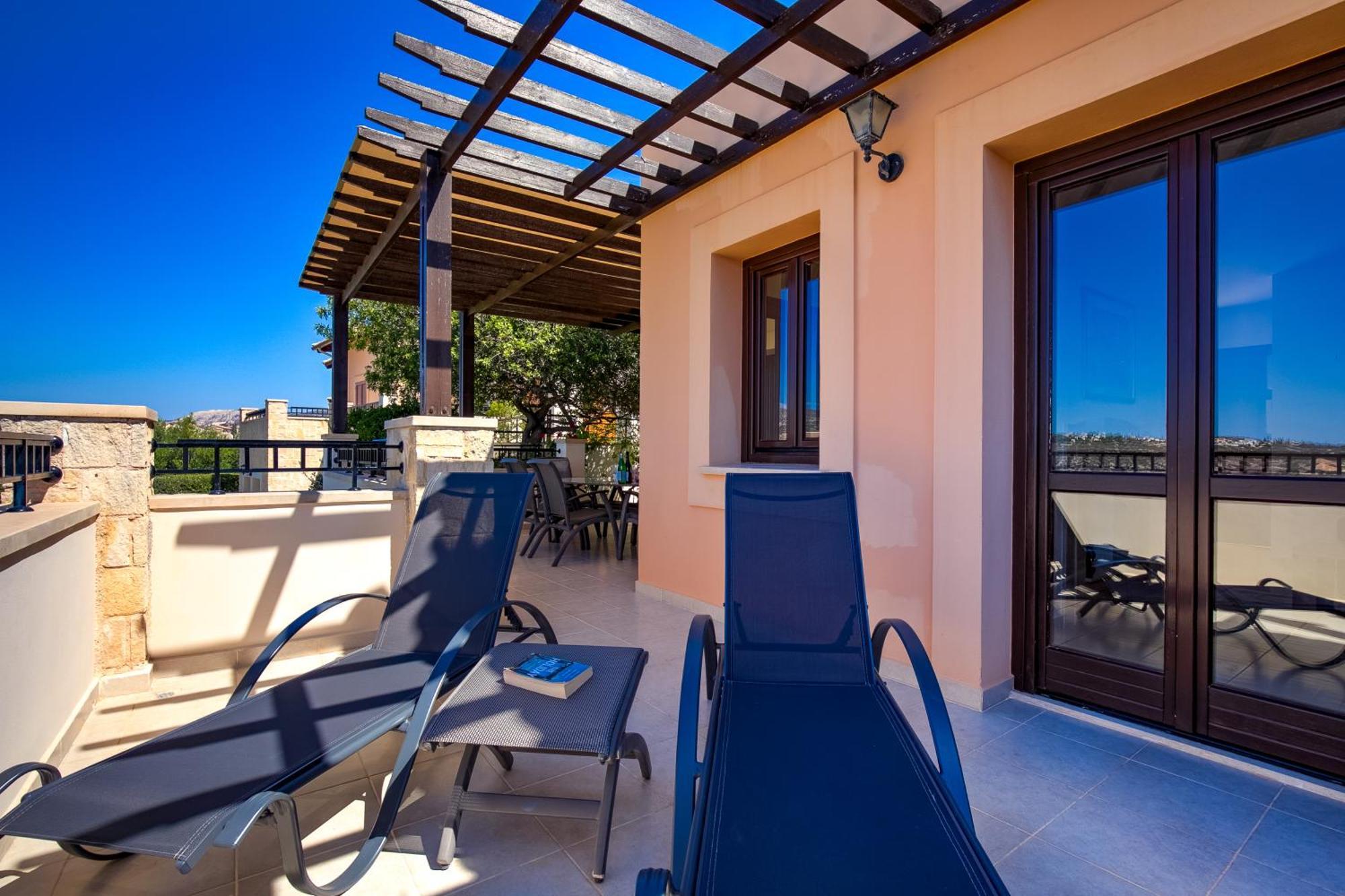 Fantastic Junior Villa Cz02 Salamis With Gorgeous Views, Aphrodite Hills Kouklia Exterior foto