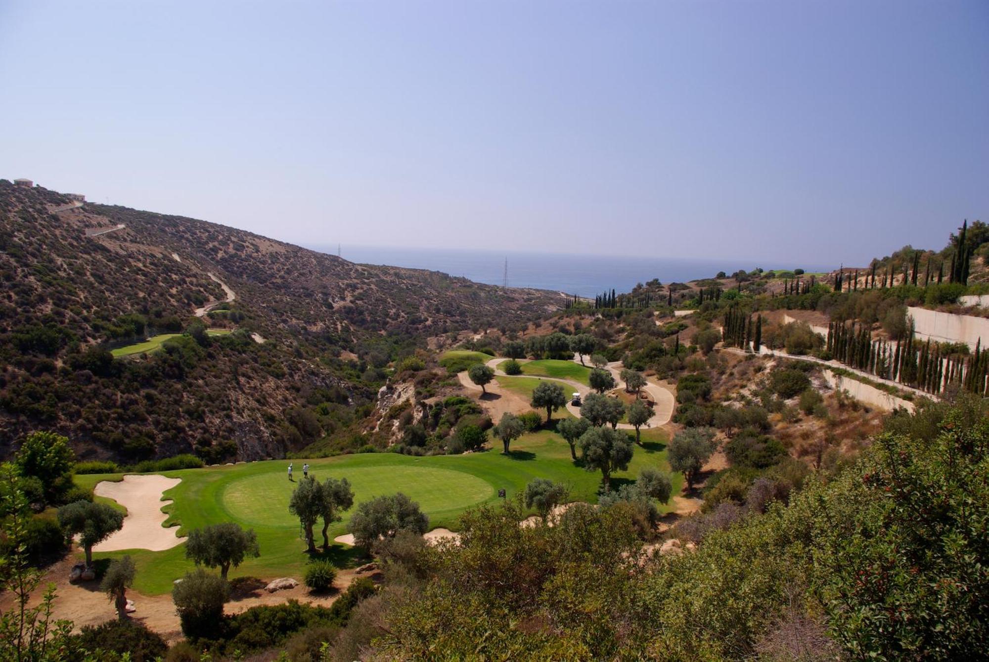 Fantastic Junior Villa Cz02 Salamis With Gorgeous Views, Aphrodite Hills Kouklia Exterior foto